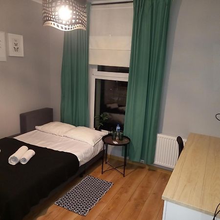 Przystanek Opole - Mikroapartamenty Buitenkant foto