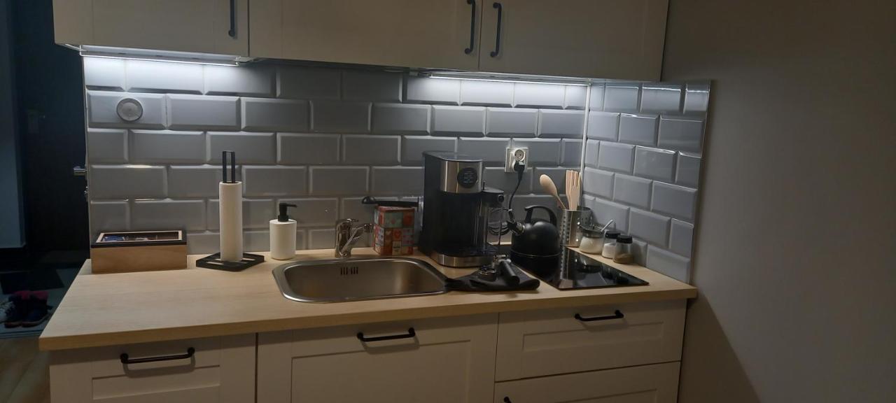 Przystanek Opole - Mikroapartamenty Buitenkant foto